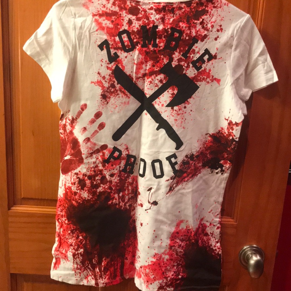 Zombie proof tee - Picture 3 of 4